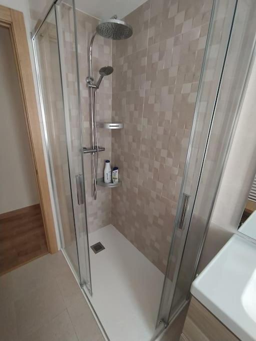 Fc Temple Apartment Понферада Екстериор снимка
